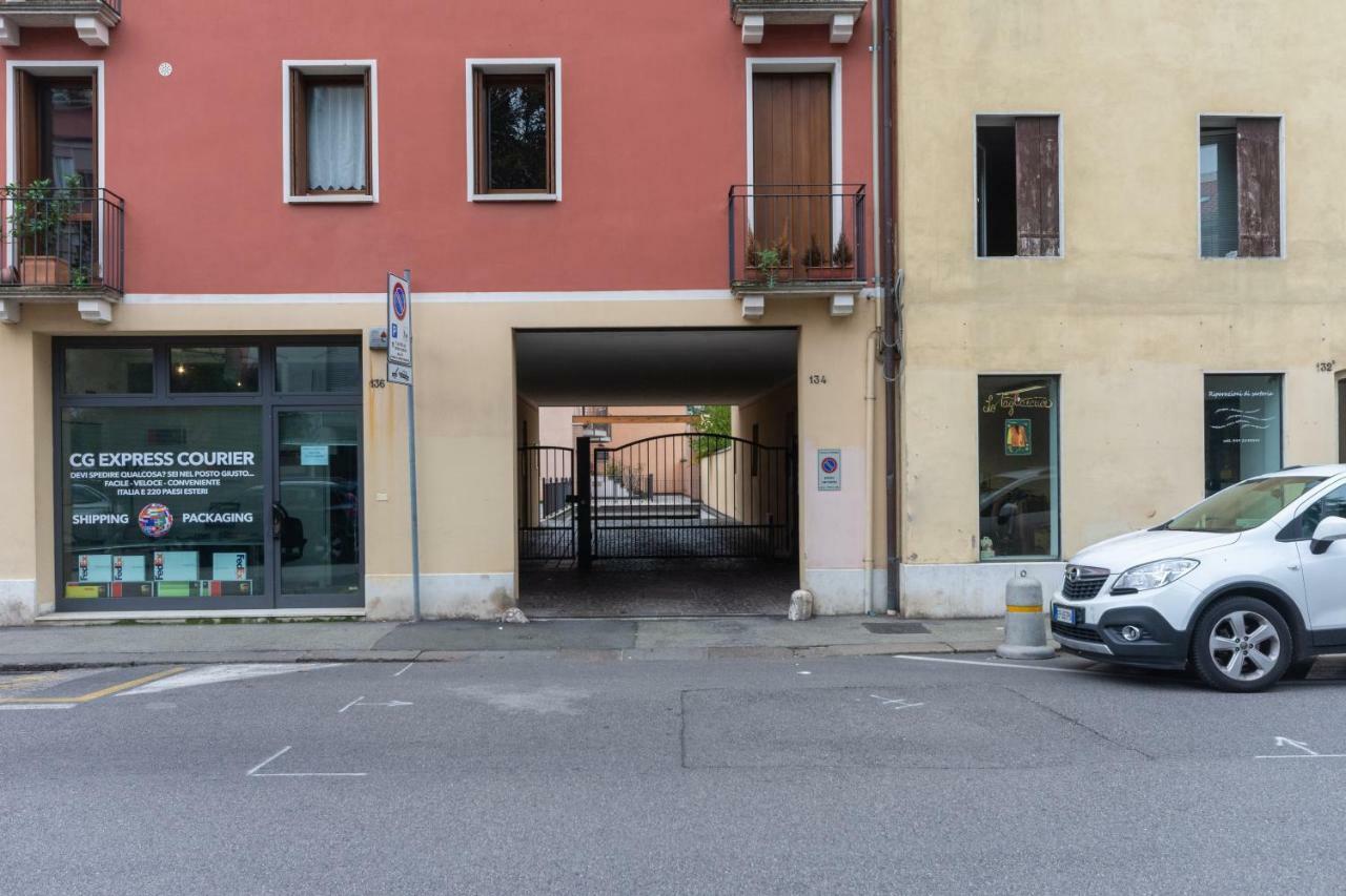 Ferienwohnung La Casa Di Leo Vicenza Exterior foto